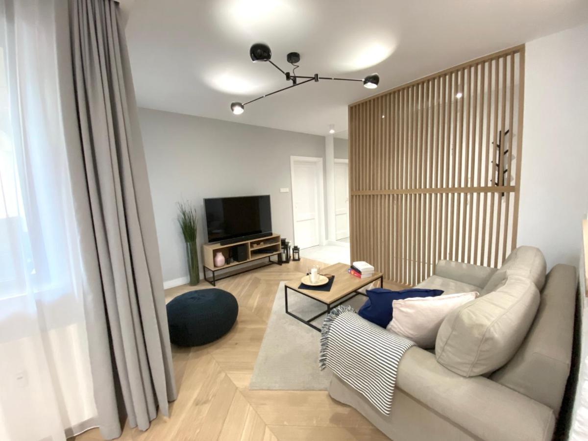 Mycherry - Old Town Apartment - Wiezienna 21C Wroclaw Ngoại thất bức ảnh