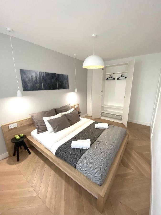 Mycherry - Old Town Apartment - Wiezienna 21C Wroclaw Ngoại thất bức ảnh